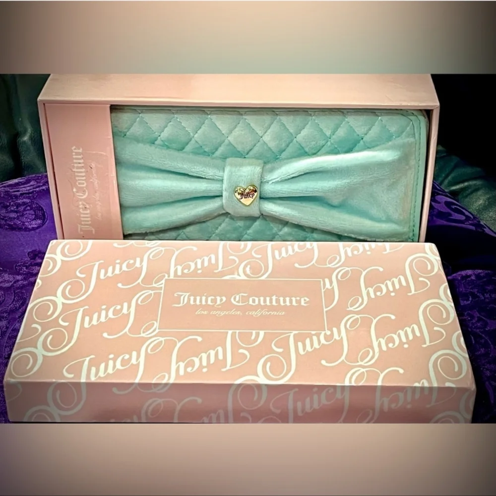 Juicy Couture Turquoise Quilted Long Zippy Wallet With Bow, Soft Poly Fabric - Picture 5 of 6